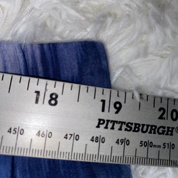 Tie Die Chico's Maxi Navy Skirt lined and in Excellent Condition - Picture 3 of 4